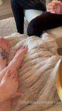 OnlyFans - White Chick Creamied