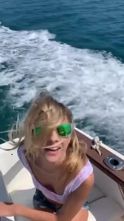 Onlyfans - Threesome On A Boat - Watch Latest Porn Video at ePornHome.com for Free.