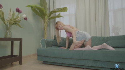 2023 05 19 Wild Frida Pretty Pussy