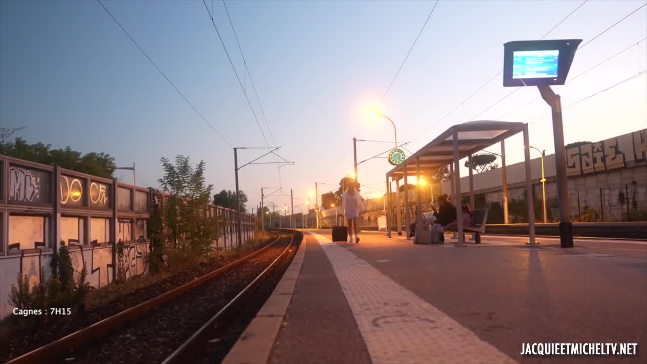 Alice Tames The Pack - Watch Latest Porn Video at ePornHome.com for Free.