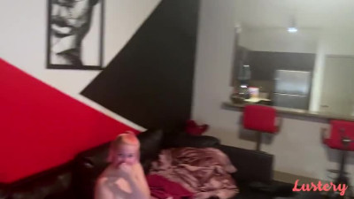 E902 Aisley And Dream Cam It With You