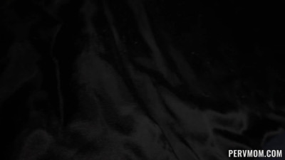 PervMom Jeny B - Exploring Anal 26 02 2023