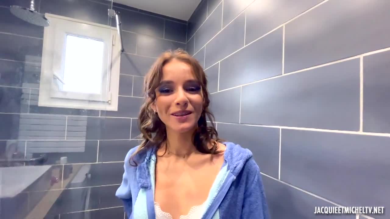 10 12 2022 Ariana S - Very First Time With A Woman - Watch Latest Porn Video at ePornHome.com for Free.