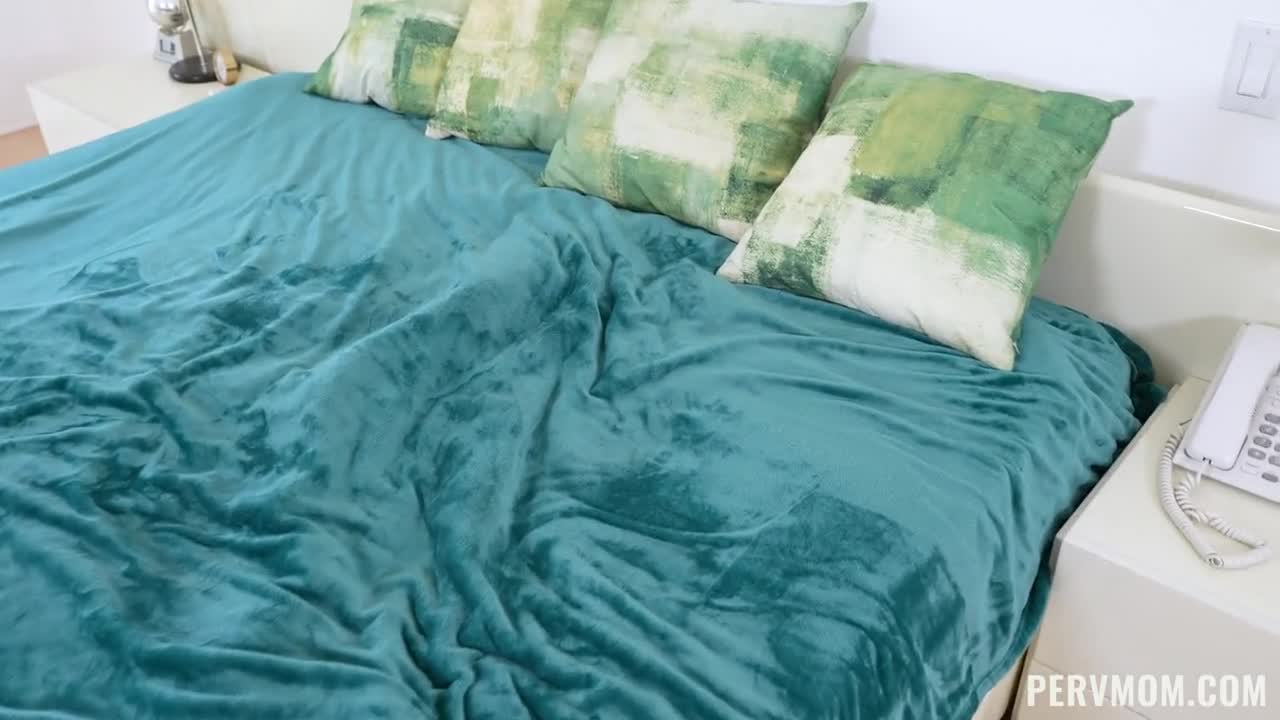 02 10 2022 Skylar Snow - Anal Treatment - Watch Latest Porn Video at ePornHome.com for Free.