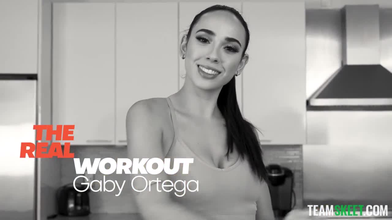 30 09 2022 Gaby Ortega - Hips, Dips, And Lips - Watch Latest Porn Video at ePornHome.com for Free.