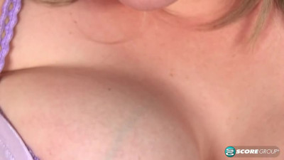 22 09 20 Sabina Leigh Voluptuous Sex Kitten