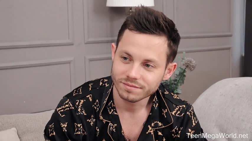 Analbeauty 22 08 07 Olivia Trunk - Watch Latest Porn Video at ePornHome.com for Free.