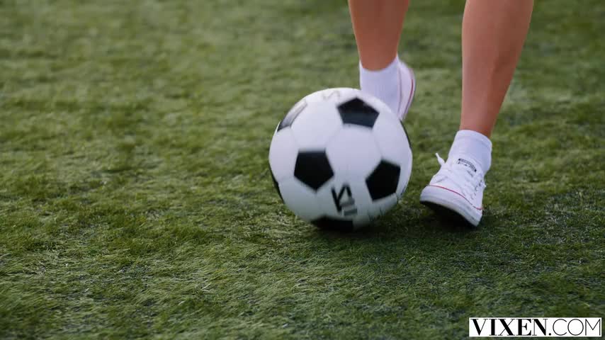 26 08 2022 Eva Elfie - Starstruck - Watch Latest Porn Video at ePornHome.com for Free.