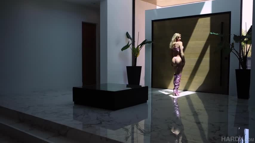 22 08 13 Kenzie Anne - Pretty Pink Bombshell Gets A Sweet Treat - Watch Latest Porn Video at ePornHome.com for Free.