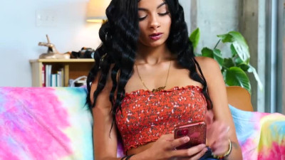 Mydaughtershotfriend 22 08 04 Dora Bell