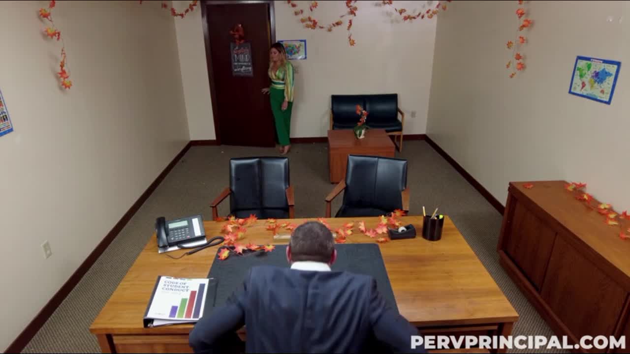 Vivianne DeSilva - Ms DeSilva Returns 08 11 2023 - Watch Latest Porn Video at ePornHome.com for Free.