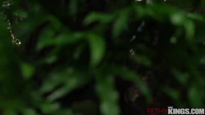 22 06 02 Kimmy Kimm - Teen Stepdaughter Caught Fapping In The Shed