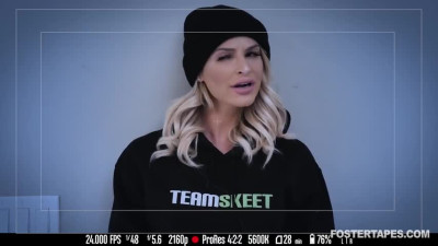 September Reign And Emma Hix - Foster Parents Scholarship