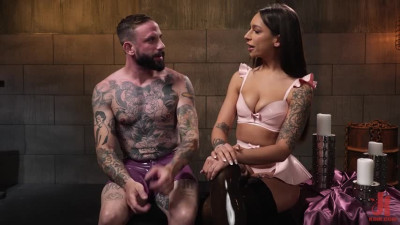 DivineBitches 22 05 17 April Olsen And JJ Graves