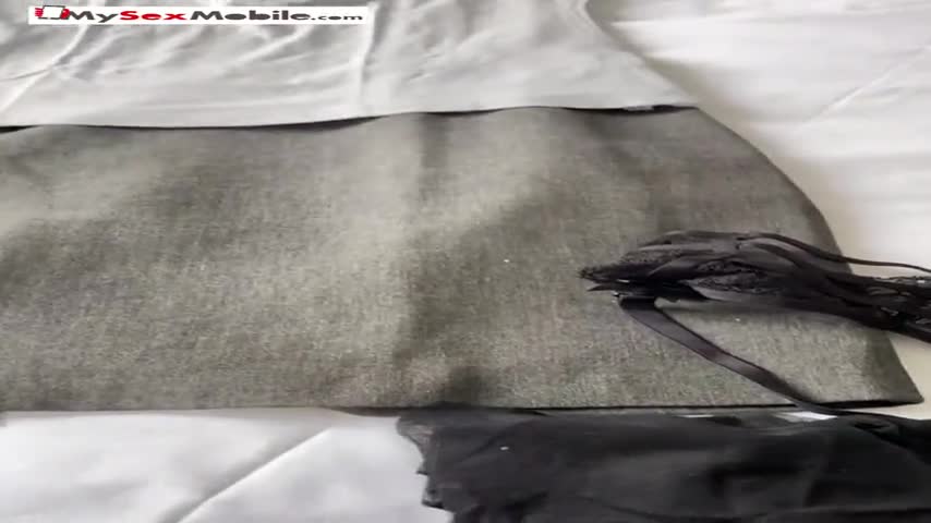 Mysexmobile Marina Plays The Cleaning Lady - Watch Latest Porn Video at ePornHome.com for Free.