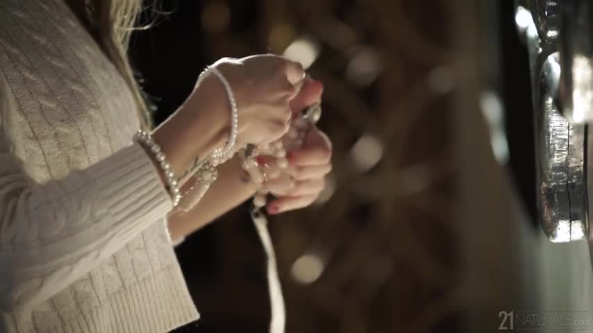 21footart Tiffany Tatum Petite Foot Fetishista - Watch Latest Porn Video at ePornHome.com for Free.