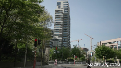 Nikky Thorn - Nikky Takes Joss Deep In Her Asshole