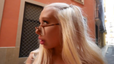 Amanda - Toy Nympho Nerd Loves Public Masturbation