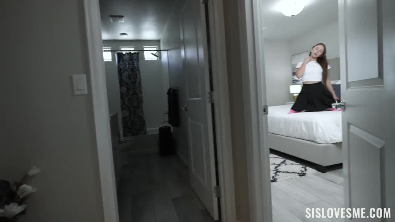 Macy Meadows - Something To Hump 01 03 2024 - Watch Latest Porn Video at ePornHome.com for Free.