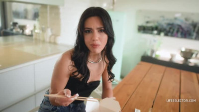 LifeSelector - Apolonia Lapiedra, Amalia Davis, Matty Mila Perez - My Gorgeous Girlfriend, Apolonia