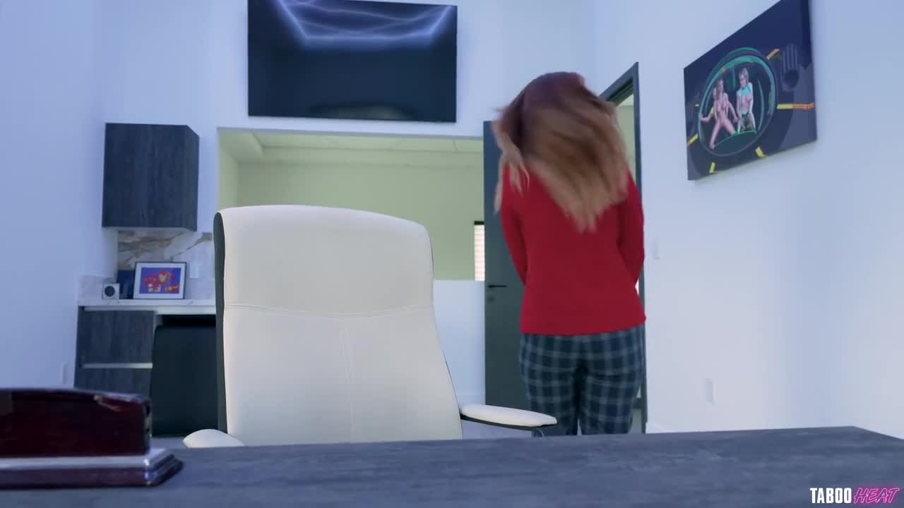 Kira Fox - Step Daughters First Job 14 08 2023 - Watch Latest Porn Video at ePornHome.com for Free.