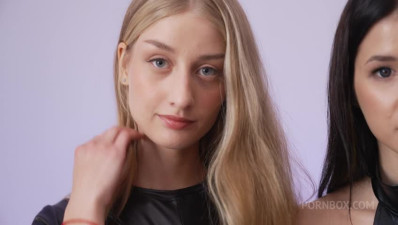 LegalPorno - Sasha Paige, Sofa Weber 13 08 2023